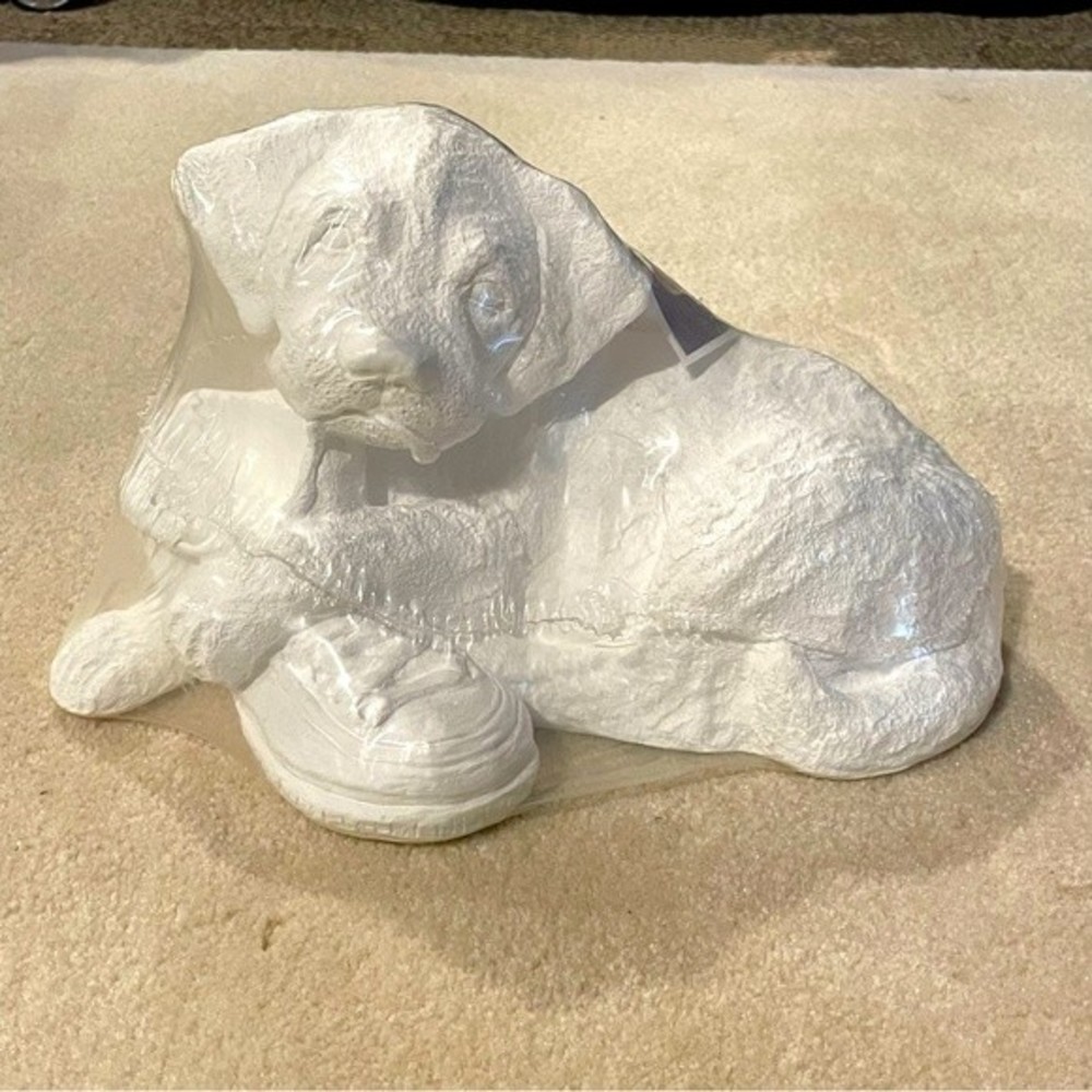 Kids Art Sculpture Crafts Cute Golden Retriever Puppy Shoe Plaster Paint Model